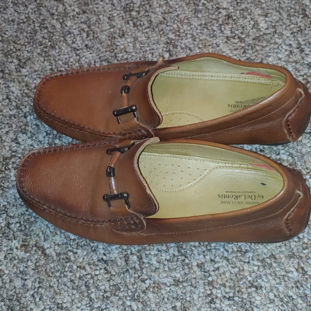 Men's slip on dress shoes